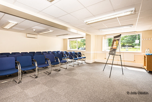 10Meet Rooms HI Lancs