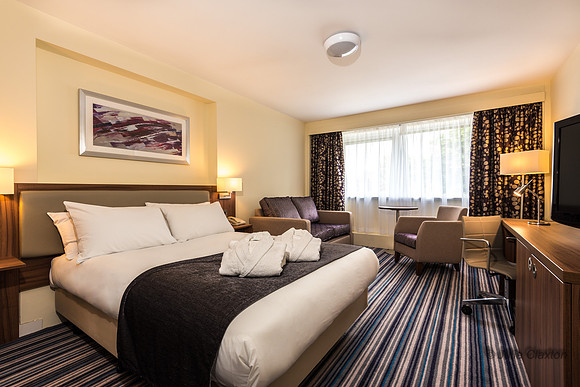 14 Bedrooms and Bathrooms HI Lancs