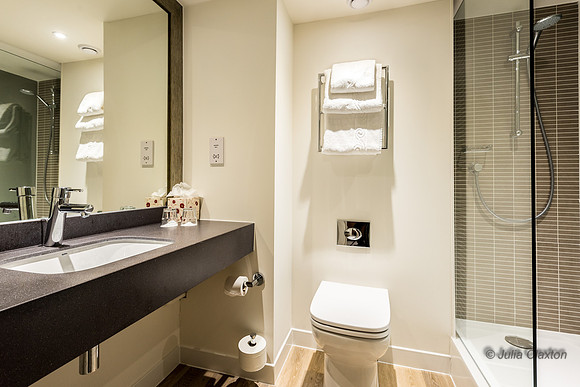 20 Bedrooms and Bathrooms HI Lancs