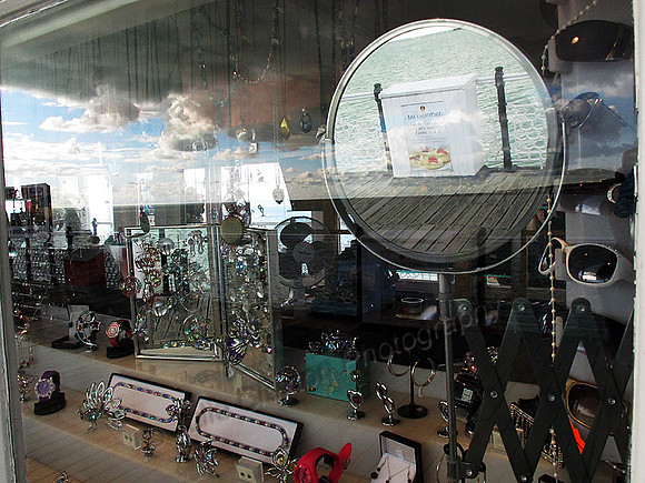 12 Brighton Pier, Reflections/Inside Out, Views