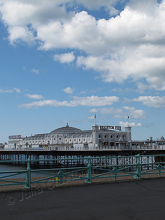71 Brighton Pier, Views