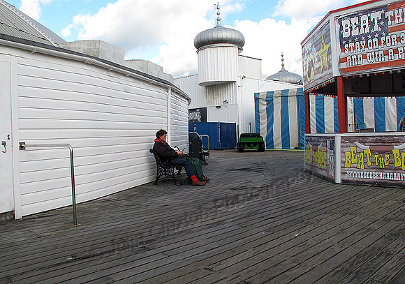 44 Brighton Pier, People